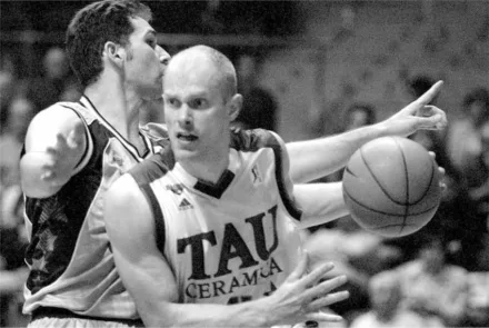 Liga ACB J28. Tau Cerámica Baskonia 78-75 Pamesa Valencia