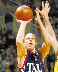 Euroliga 1º partido Semifinales. AEK de Atenas 65-90 Tau Cerámica Baskonia