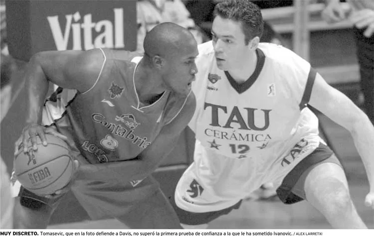 Liga ACB J2. Tau Cerámica Baskonia 81-68 Cantabria Lobos