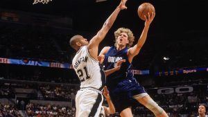 Las finales de conferencia de la NBA y las previas de los terceros partidos de la Liga ACB en el 10-10. Jueves 25/05/06