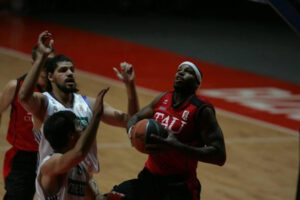 Ligas europeas en marcha, y los problemas de la Liga ACB en el 10-10. Miércoles 03/10/07