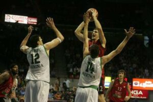 Euroliga J4. Tau Cerámica Baskonia 76-61 Montespachi Siena