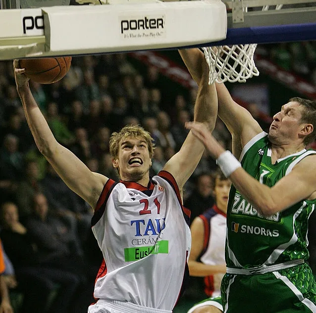 Euroliga J7.Zalgiris 95-92 Tau Cerámica Baskonia