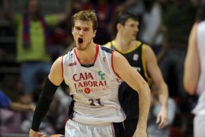 El Baskonia se clasifica para la final de la LIga ACB tras batir 3-2 al Real Madrid