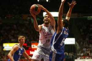Liga ACB J1.Caja Laboral Baskonia 92-47 Meridiano Alicante
