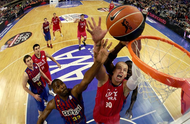 La Tertulia de Baloncesto de Punto Radio 21/02/12