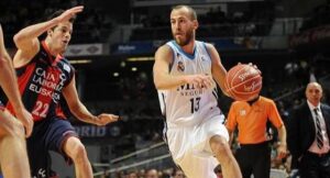 Lunes 29 de octubre de 2012 – La Tertulia Entre Cuartos-