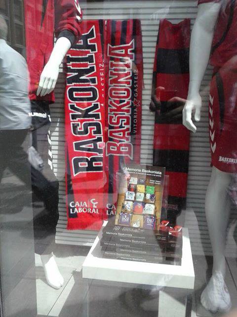 Memoria Baskonista en la tienda Baskonia-Alavés