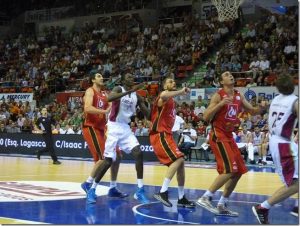 Liga ACB J1.Cai Zaragoza 67-81 Laboral Kutxa Baskonia