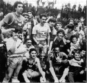 El Baskonia campeón del Trofeo Asociación 84/85