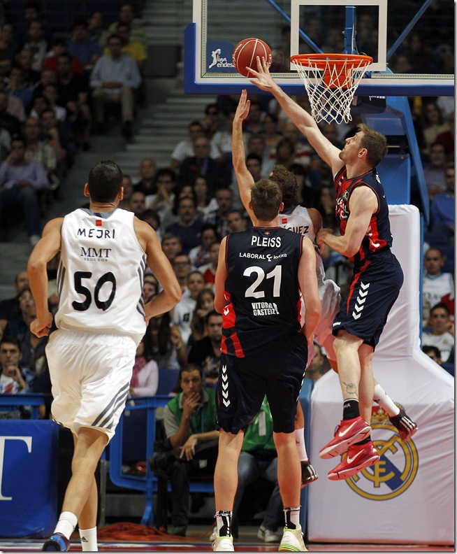 Real Madrid 105-72 Laboral Kutxa Baskonia