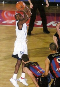 Video Final de la Copa del Rey 2002. Tau Cer&aacute;mica Baskonia&ndash;FC Barcelona