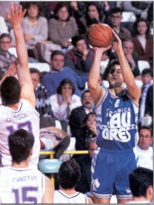 Tal día como el 21 de enero de 1995 “Real Madrid 85-92 Taugres Baskonia”