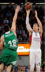 Laboral Kutxa Baskonia 64-72 Panathinaikos