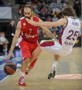 Laboral Kutxa Baskonia 70-89 Olympiacos