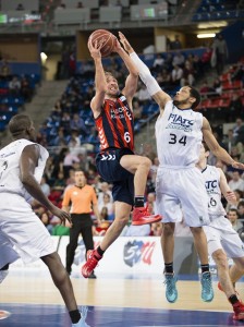 Laboral Kutxa Baskonia 100-71 Fiatc Mutua Joventut