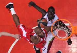 Olympiacos 89-59 Laboral Kutxa Baskonia