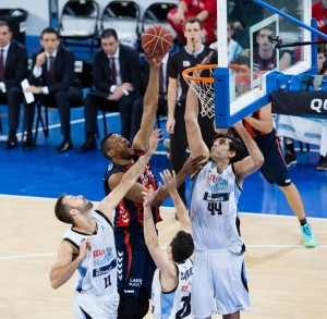 Laboral Kutxa Baskonia 83-72 Rio Monbus Natura