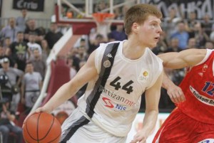 Davis Bertans nuevo alero del Baskonia