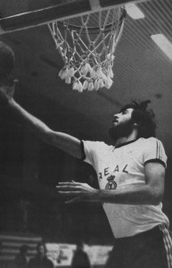 De Querejeta a Nocioni , cronolog&iacute;a de los traspasos entre Baskonia y Real Madrid