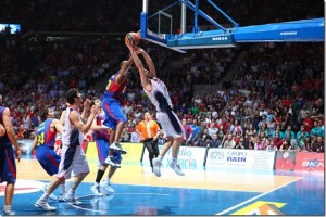 Video del 3º partido de la Final de la Liga ACB 09/10. Caja Laboral Baskonia 79-78 Regal F.C Barcelona. !!Baskonia Campeón!!!