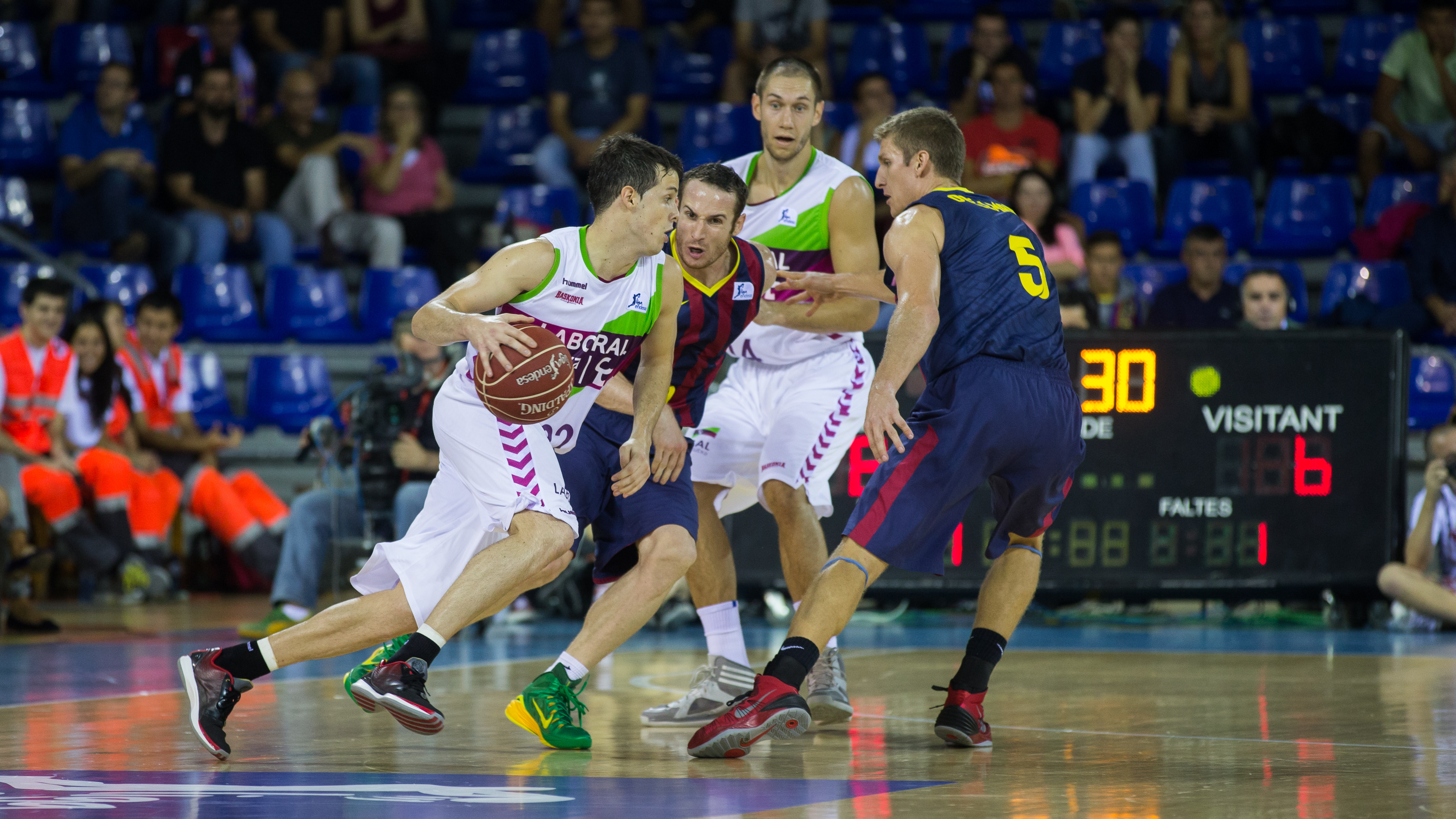 Video resumen FC Barcelona &ndash;87-65 Laboral Kutxa Baskonia