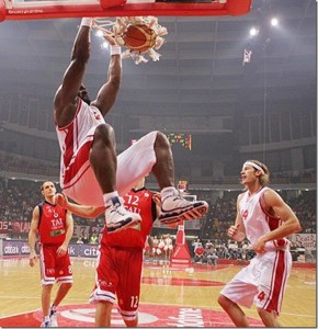 Europa, Euskadi, Cataluña y el Príncipe de Asturias en el 10-10. Miércoles 25/10/06