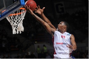 Darius Adams, el base elegido para relevar a Thomas Heurtel