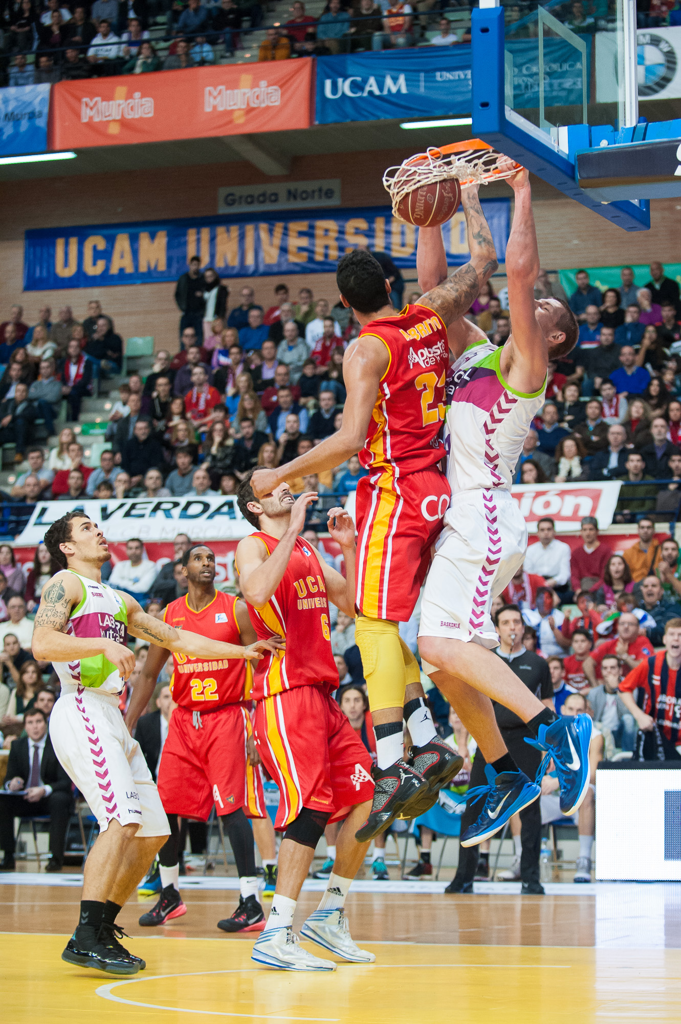 Video resumen UCAM Murcia 93-88 Laboral Kutxa Baskonia