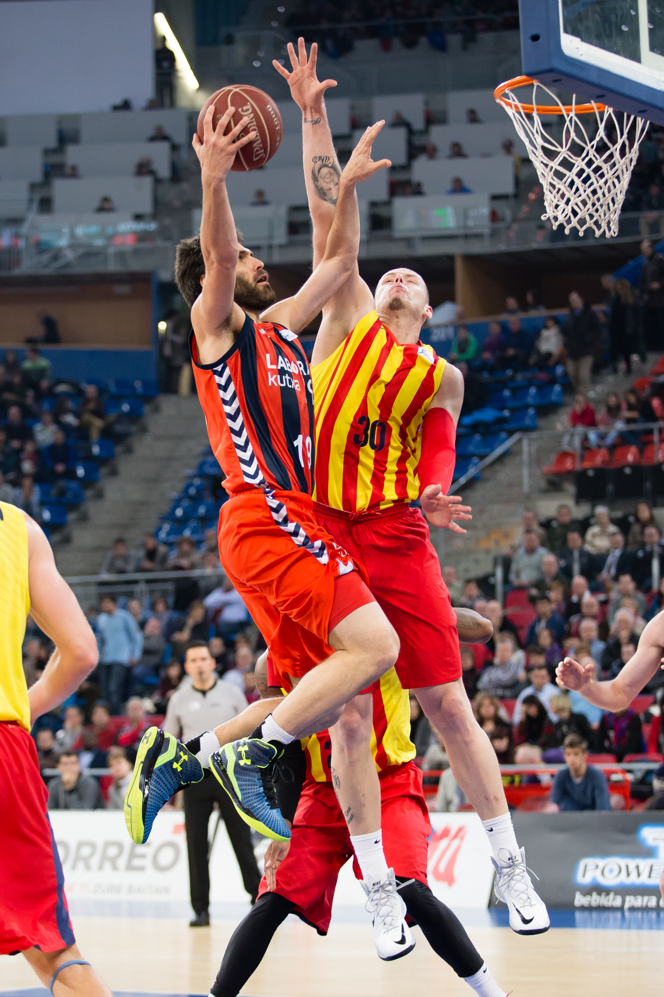 Video resumen Laboral Kutxa Baskonia 103-94 FC Barcelona