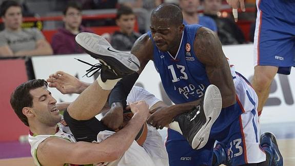 Highlights: Laboral Kutxa Baskonia 67-72 Anadolu Efes Istanbul