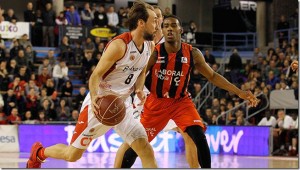 La Bruixa d&acute;Or Manresa 64&ndash;71 Laboral Kutxa Baskonia.Primera victoria a domicilio.