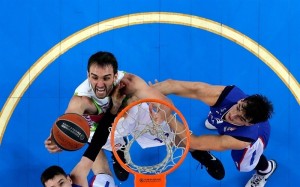 Anadolu Efes 84 – 87 Laboral Kutxa Baskonia