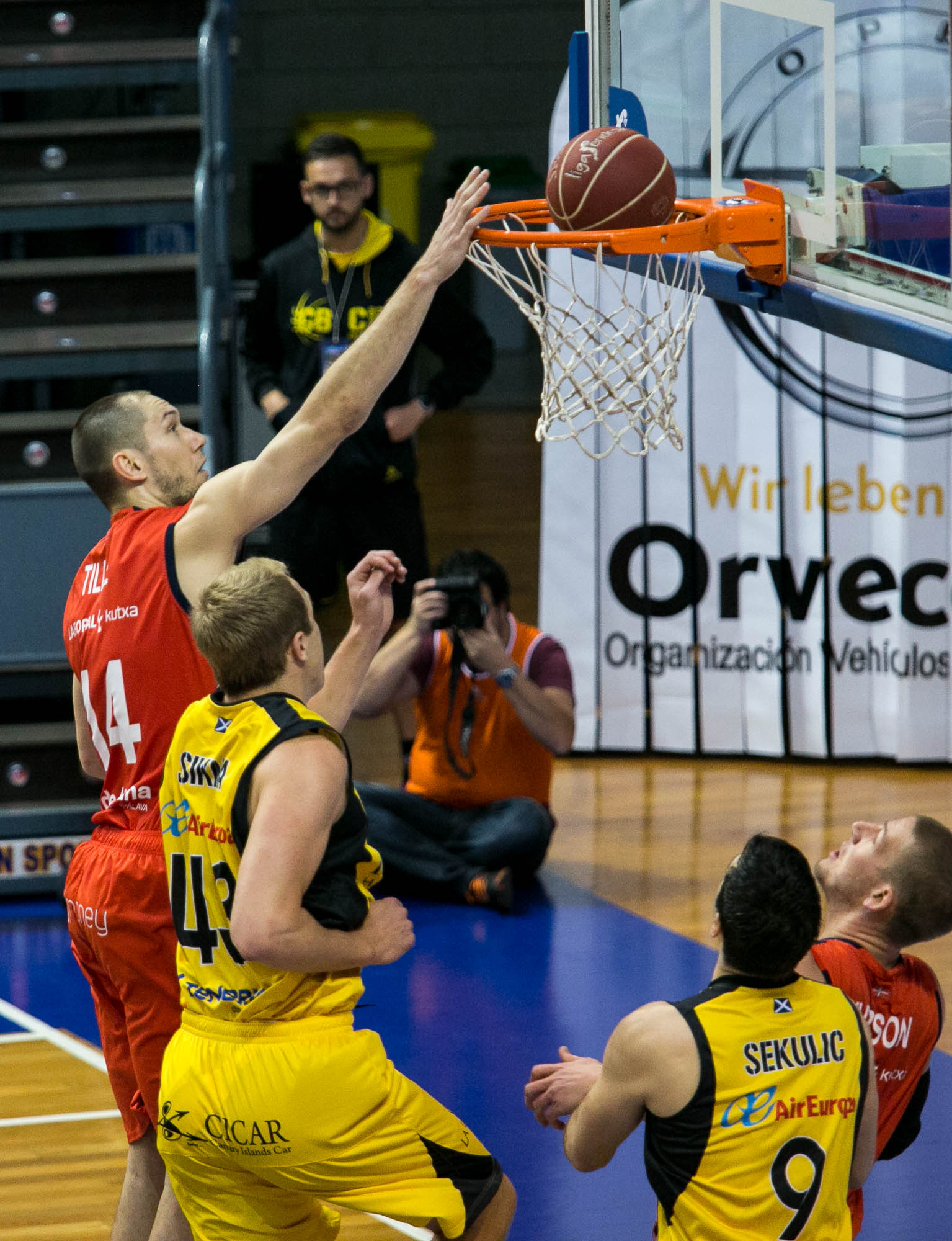Video resumen Iberostar Tenerife 91-56 Laboral Kutxa Baskonia