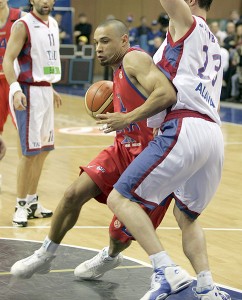 Euroliga Top 16 J2. CSKA Moscú 82-76 Tau Cerámica Baskonia