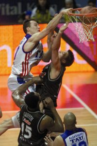Final de Euroliga 4º partido. Tau Cerámica Baskonia 96-79 Kinder Bolonia