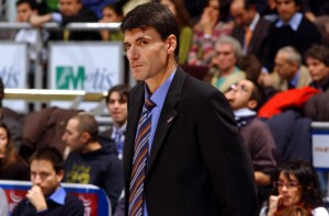 Velimir Perasovic comienza a planificar la próxima temporada