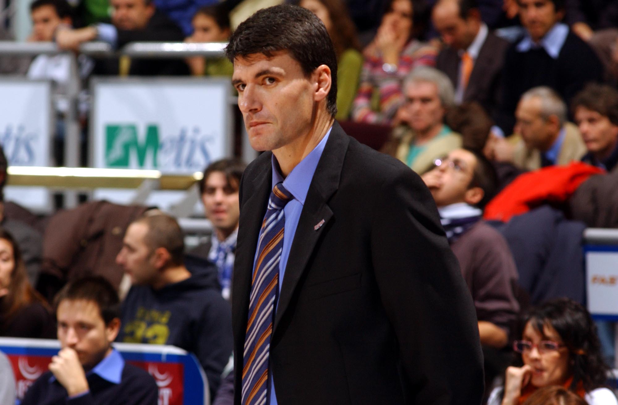 Velimir Perasovic comienza a planificar la próxima temporada
