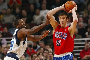 Los play offs en Europa,el caso Forum y el Chapu Nocioni en el 10-10.Miércoles 10/05/06