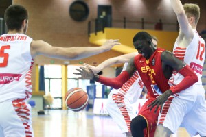 Diop y Malmanis continúan en la segunda fase del Europeo U-20