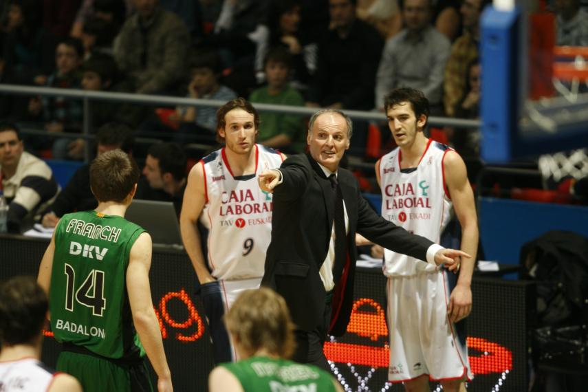 Ivanovic, designado mejor entrenador de abril de la ACB