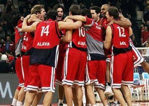 Top 8 Euroliga 06/07. 2ºpartido. Olympiacos 89-95 Tau Cerámica Baskonia. Clasificación para la Final Four 07 (Video integro)