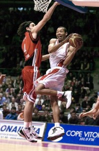 La semana de pasión entre Baskonia y Olympiacos en Cope Vitoria. Semana 03/04-04/07