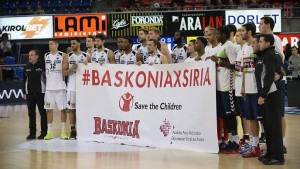 Trofeo Diputación:Laboral Kutxa Baskonia 76-86 Dolomiti Energía Trento