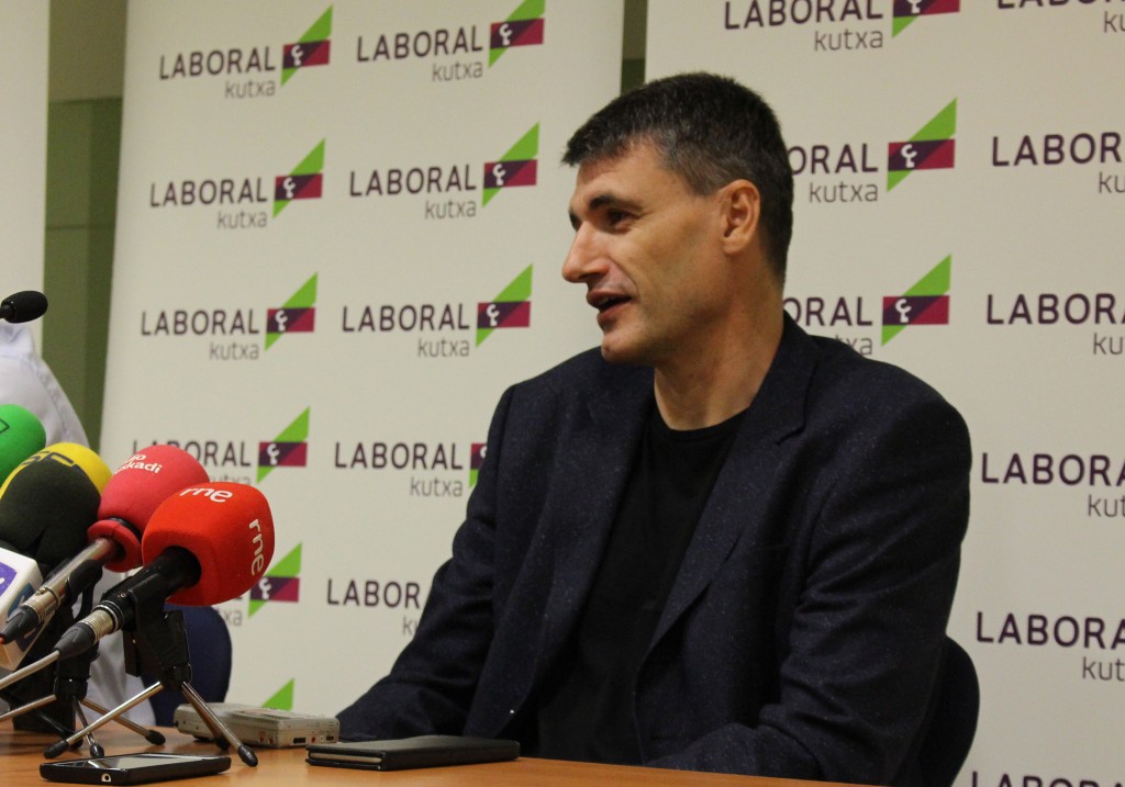 Presentado Velimir Perasovic