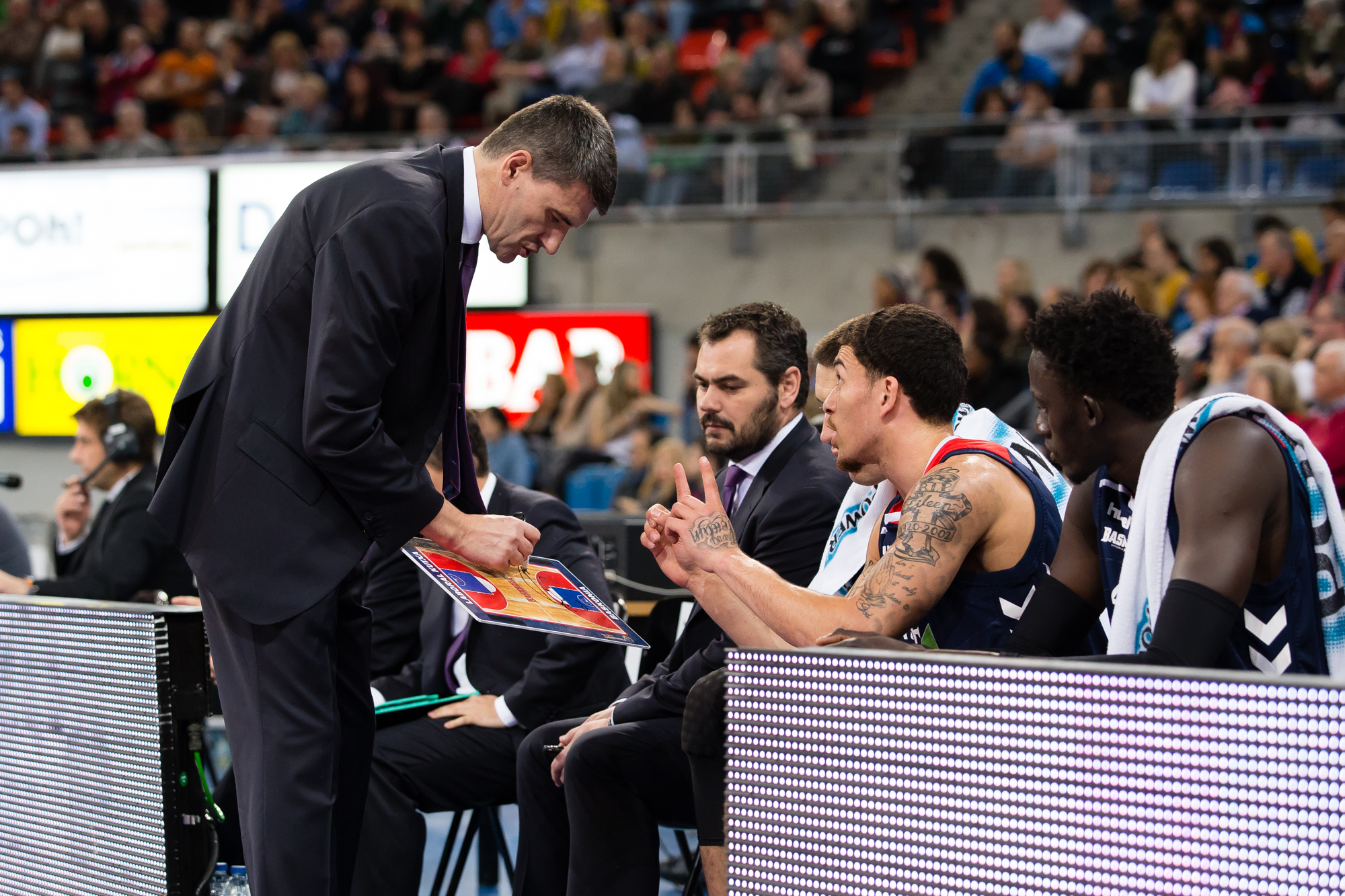 La Tertulia Dobles Figuras de Cope Vitoria. Miércoles 19/11/15