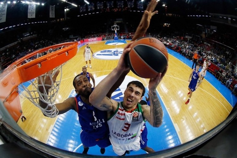 Highlights: Anadolu Efes 95-86 Laboral Kutxa Baskonia