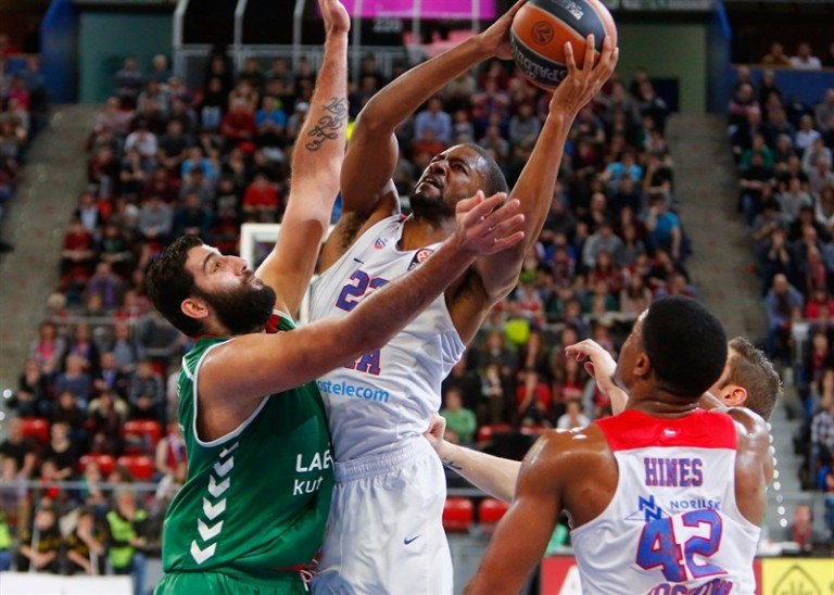 Ioannis Bourousis MVP de la J4 del Top 16 junto a Jan Vesely
