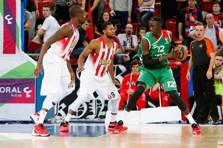 Highlights: Laboral Kutxa Baskonia 76-82 Olympiacos Piraeus
