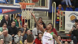 Darius Adams logra la sexta mejor anotación individual del Baskonia en la Liga ACB